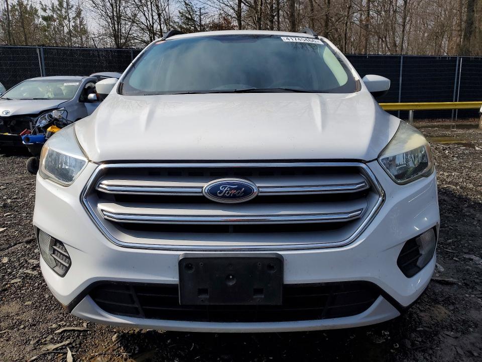 Photo 5 from auction – 2018 FORD ESCAPE with VIN 1FMCU0GD6JUA75995