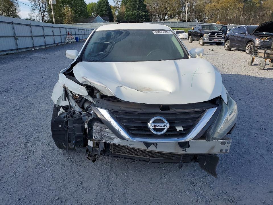 Photo 5 from auction – 2017 NISSAN ALTIMA with VIN 1N4AL3AP7HC229378