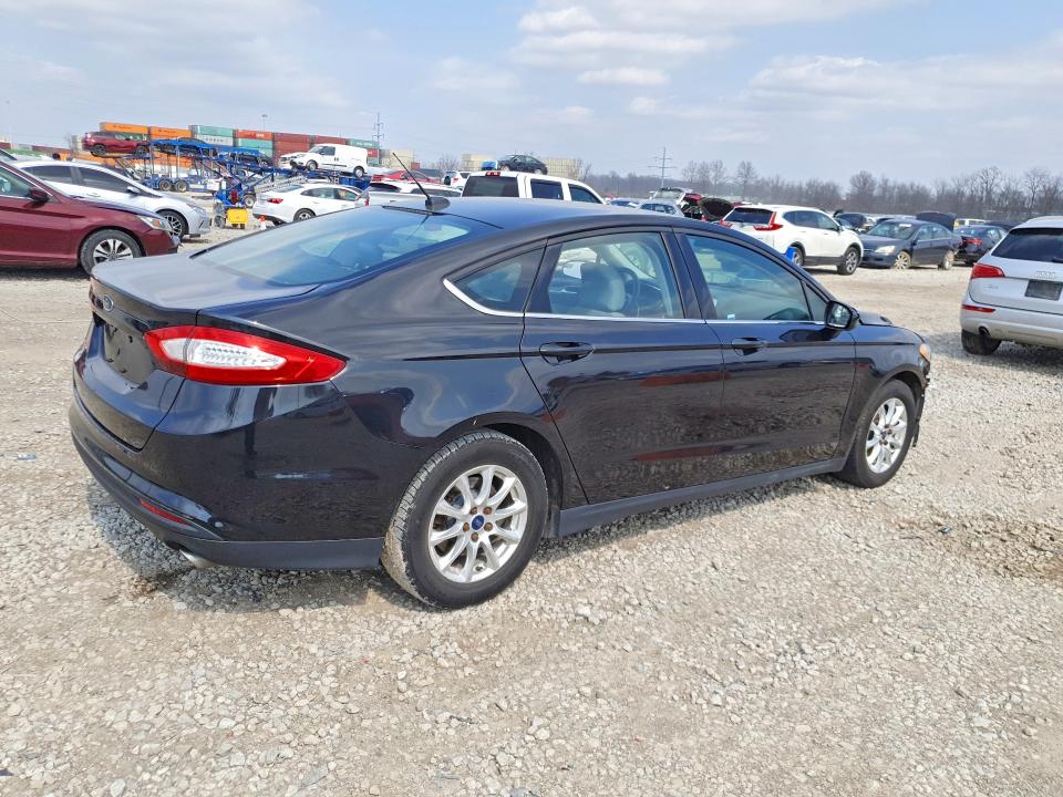 Photo 3 from auction – 2015 FORD FUSION with VIN 3FA6P0G7XFR276371
