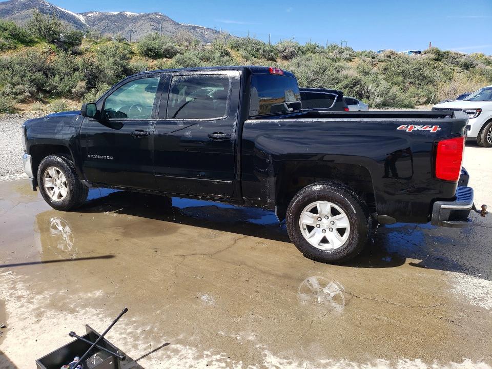 Photo 2 from auction – 2017 CHEVROLET SILVERADO with VIN 3GCUKREC5HG389891