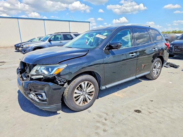 NISSAN PATHFINDER 2017 with VIN 5N1DR2MM6HC696904 - Photo from auction