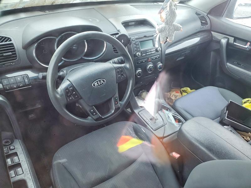 Zdjęcie 8 z aukcji – 2012 KIA SORENTO z VIN 5XYKTCA62CG254277