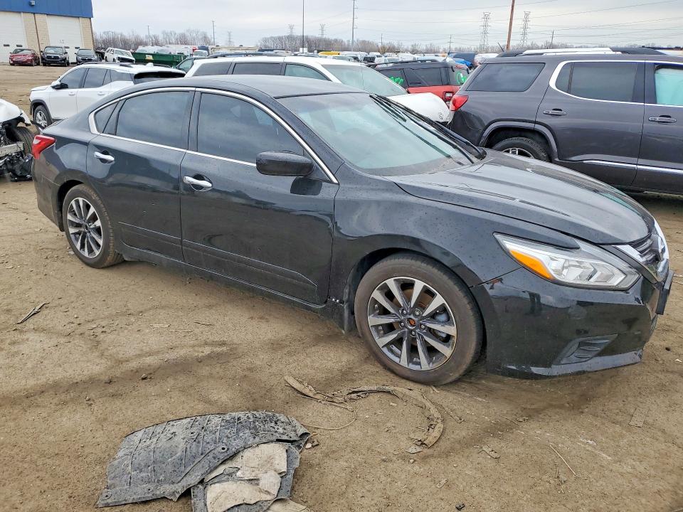 Photo 4 from auction – 2017 NISSAN ALTIMA with VIN 1N4AL3AP6HC254031