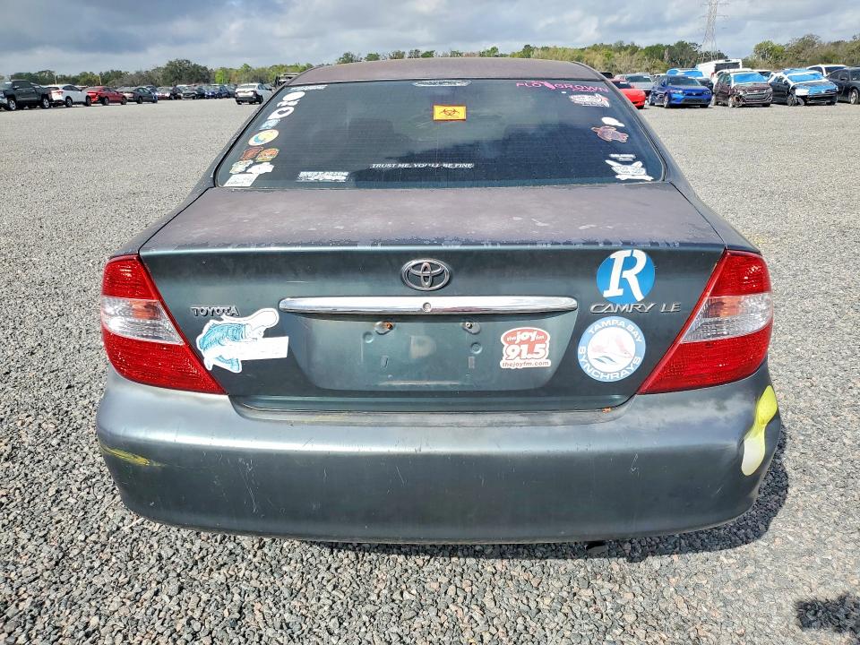 Photo 6 from auction – 2002 TOYOTA CAMRY with VIN 4T1BE32K92U588370