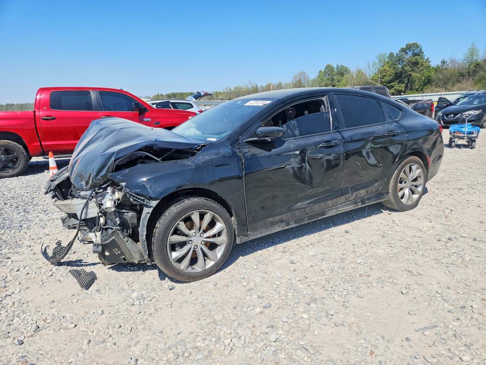 CHRYSLER 200 2015 with VIN 1C3CCCBB9FN754325 - Photo from auction