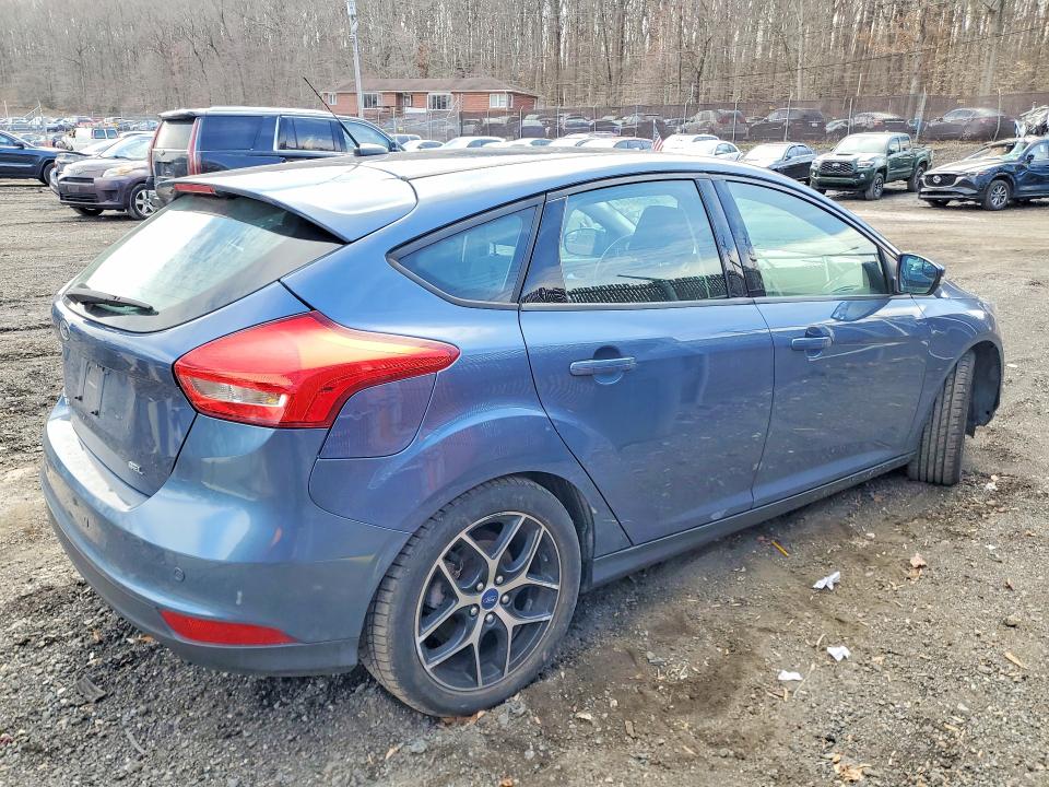 Photo 3 from auction – 2018 FORD FOCUS with VIN 1FADP3M25JL214126