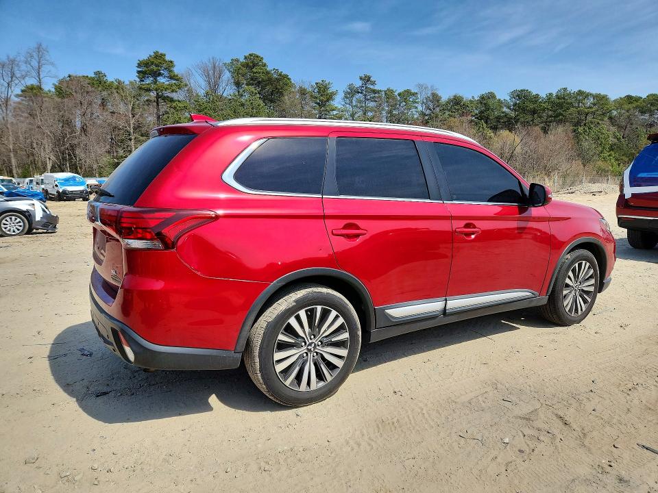 Photo 3 from auction – 2020 MITSUBISHI OUTLANDER with VIN JA4AD3A32LZ031814