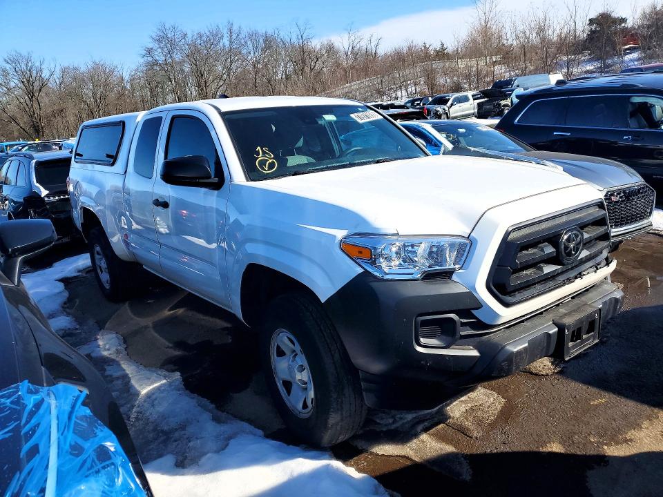 Photo 4 from auction – 2023 TOYOTA TACOMA with VIN 3TYRX5GN0PT088559