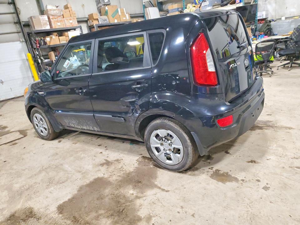Photo 2 from auction – 2012 KIA SOUL with VIN KNDJT2A55C7747221