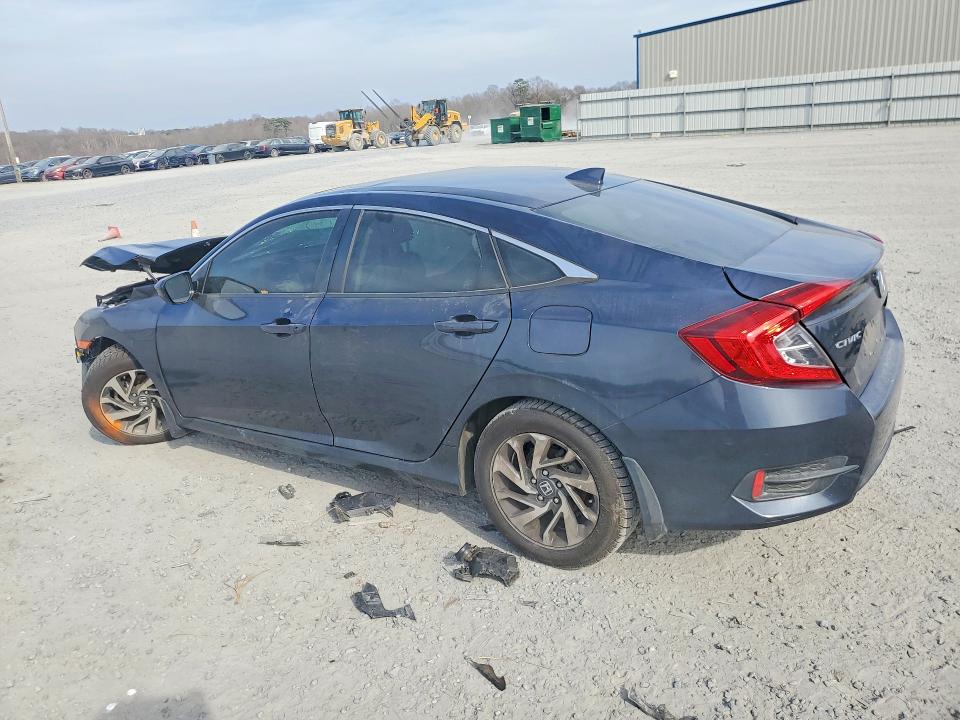 Photo 2 from auction – 2018 HONDA CIVIC with VIN 2HGFC2F72JH589410