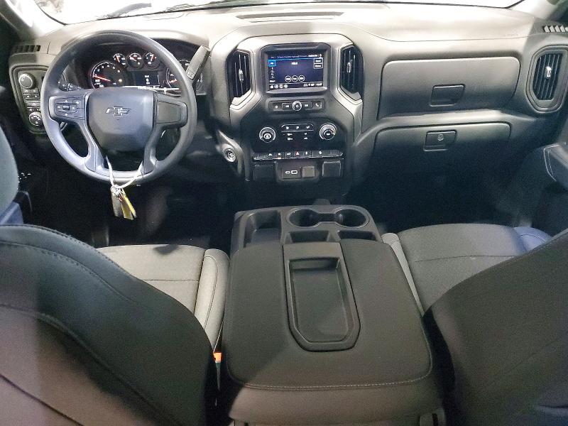 Photo 8 from auction – 2025 CHEVROLET SILVERADO with VIN 3GCPKCEK2SG313909