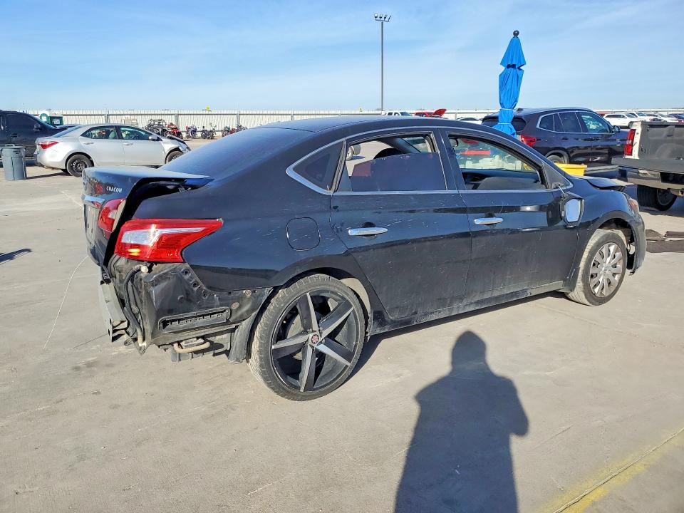 Photo 3 from auction – 2019 NISSAN SENTRA with VIN 3N1AB7AP5KY426667
