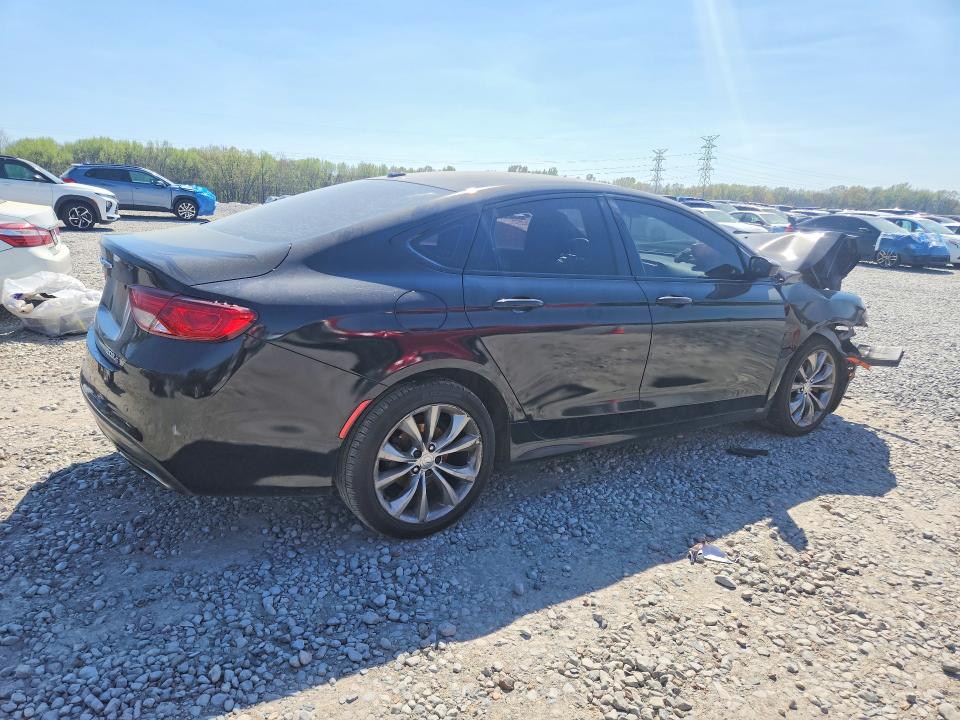 Photo 3 from auction – 2015 CHRYSLER 200 with VIN 1C3CCCBB9FN754325