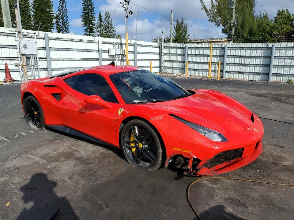 Photo 4 from auction – 2016 FERRARI 488 GTB with VIN ZFF79ALA5G0217425