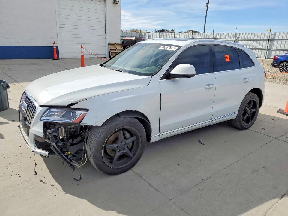 AUDI Q5 2017 with VIN WA1C2AFP7HA068104 - Photo from auction