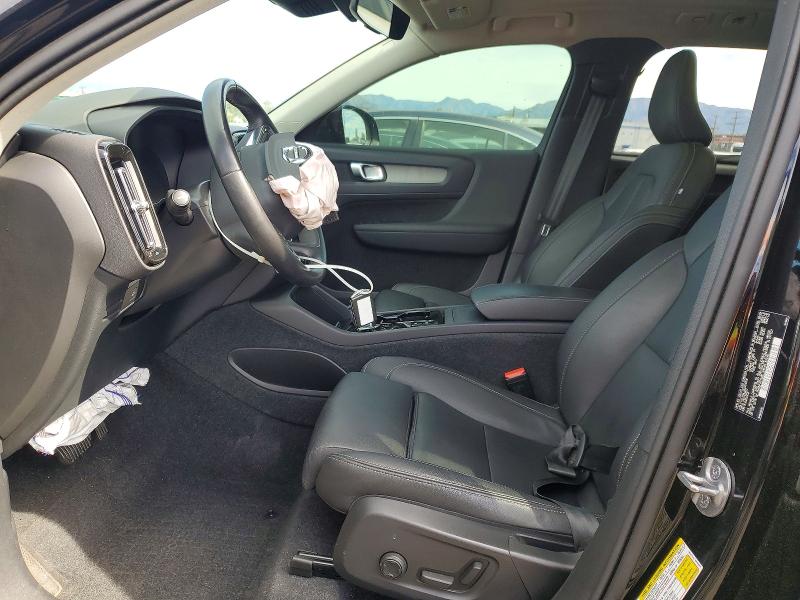 Photo 7 from auction – 2024 VOLVO XC40 with VIN YV4L12UL4R2361076