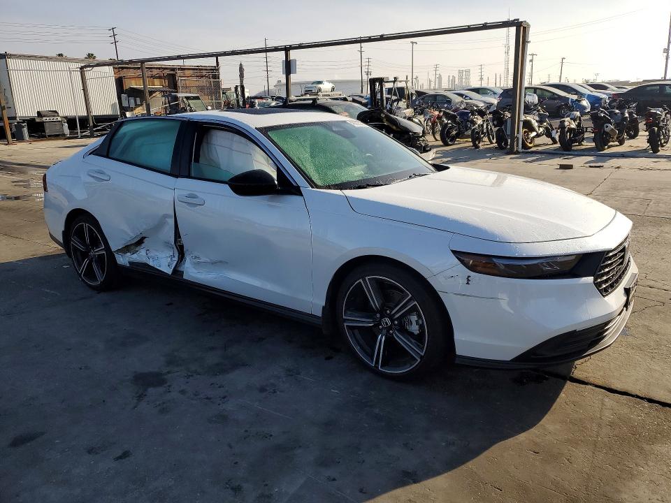 Photo 4 from auction – 2025 HONDA ACCORD with VIN 1HGCY2F56SA045477