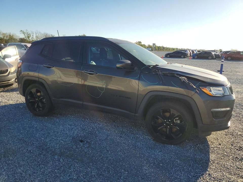 Photo 4 from auction – 2020 JEEP COMPASS with VIN 3C4NJCBB7LT158605