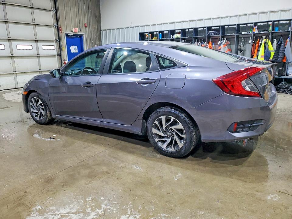 Photo 2 from auction – 2016 HONDA CIVIC with VIN 19XFC2F77GE027747