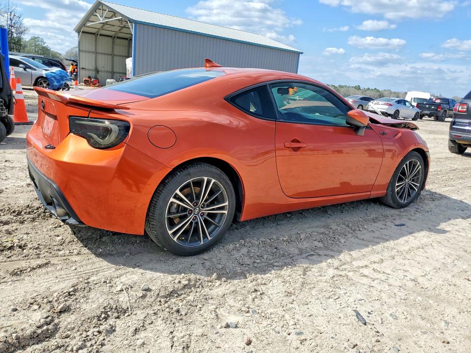 Foto 3 de la subasta – 2014 SCION FR-S con VIN JF1ZNAA13E9705387