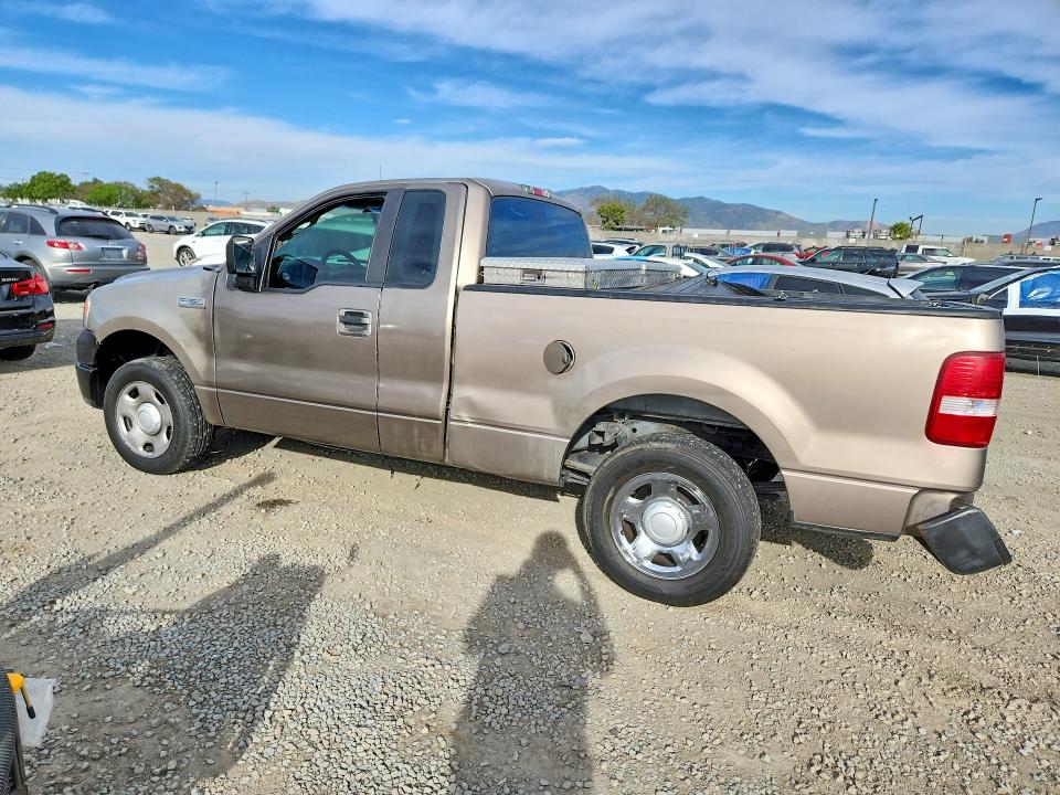 Photo 2 from auction – 2005 FORD F150 with VIN 1FTRF122X5KD69552