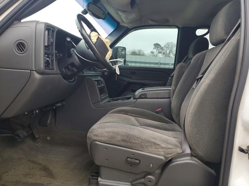 Photo 7 from auction – 2004 CHEVROLET SILVERADO with VIN 1GCHC23114F121603