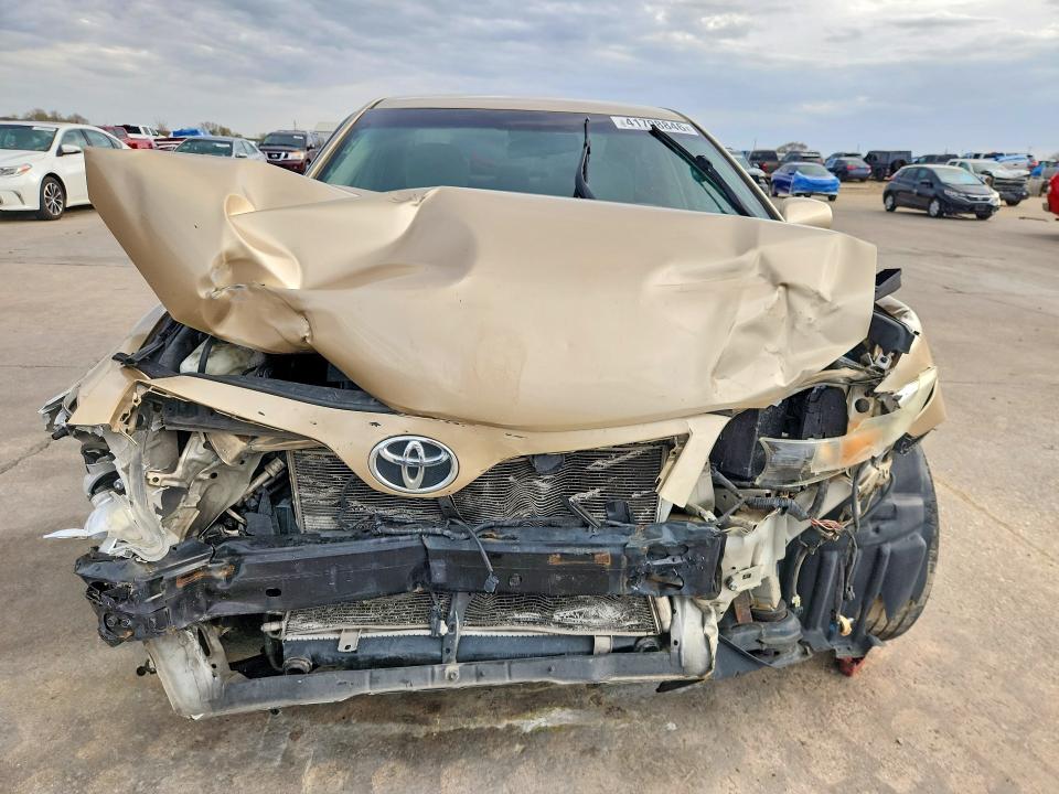 Photo 5 from auction – 2011 TOYOTA CAMRY with VIN 4T1BF3EK9BU777402