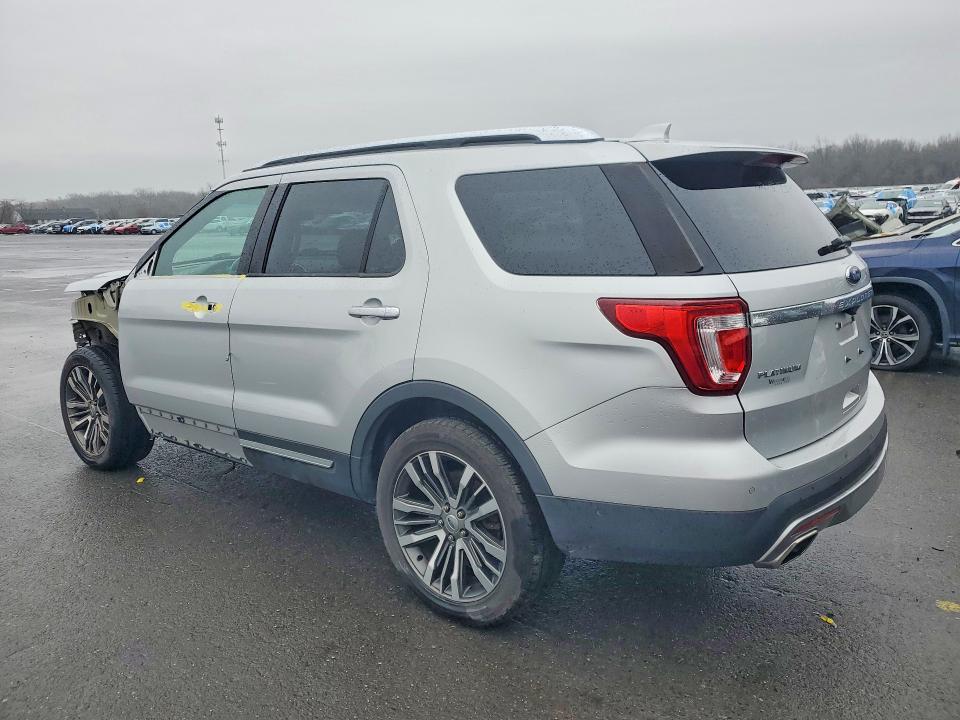 Photo 2 from auction – 2017 FORD EXPLORER with VIN 1FM5K8HT0HGA66317
