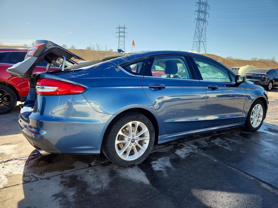 Photo 3 from auction – 2019 FORD FUSION with VIN 3FA6P0HD0KR172017