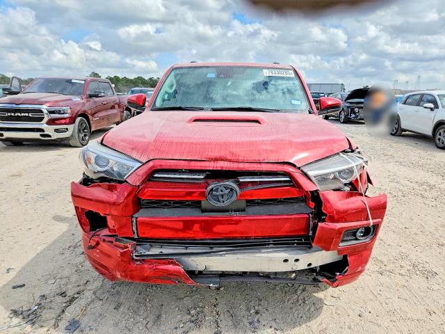 Photo 5 from auction – 2022 TOYOTA 4RUNNER with VIN JTEAU5JR6N5254501