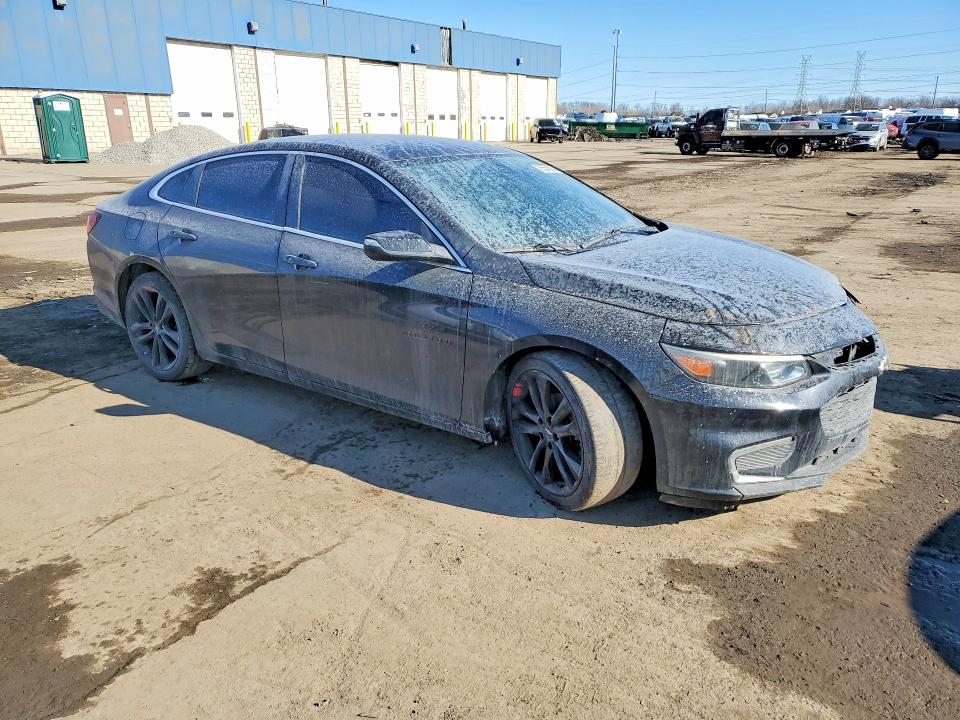 Photo 4 from auction – 2018 CHEVROLET MALIBU with VIN 1G1ZD5STXJF259571