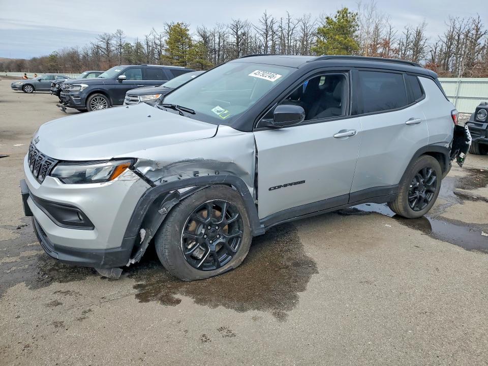 JEEP COMPASS 2024 with VIN 3C4NJDBN2RT108087 - Photo from auction