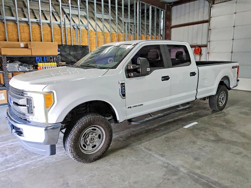 FORD F250 2017 with VIN 1FT7W2BTXHED77952 - Photo from auction