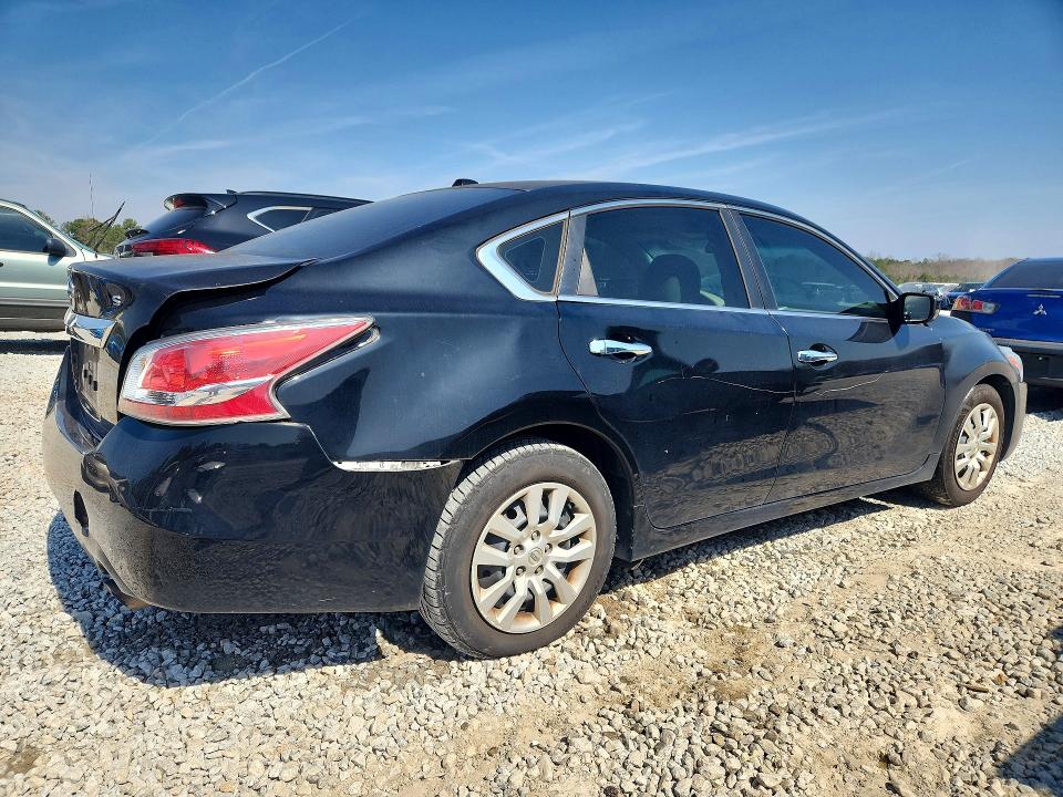 Photo 3 from auction – 2015 NISSAN ALTIMA with VIN 1N4AL3AP9FC446248