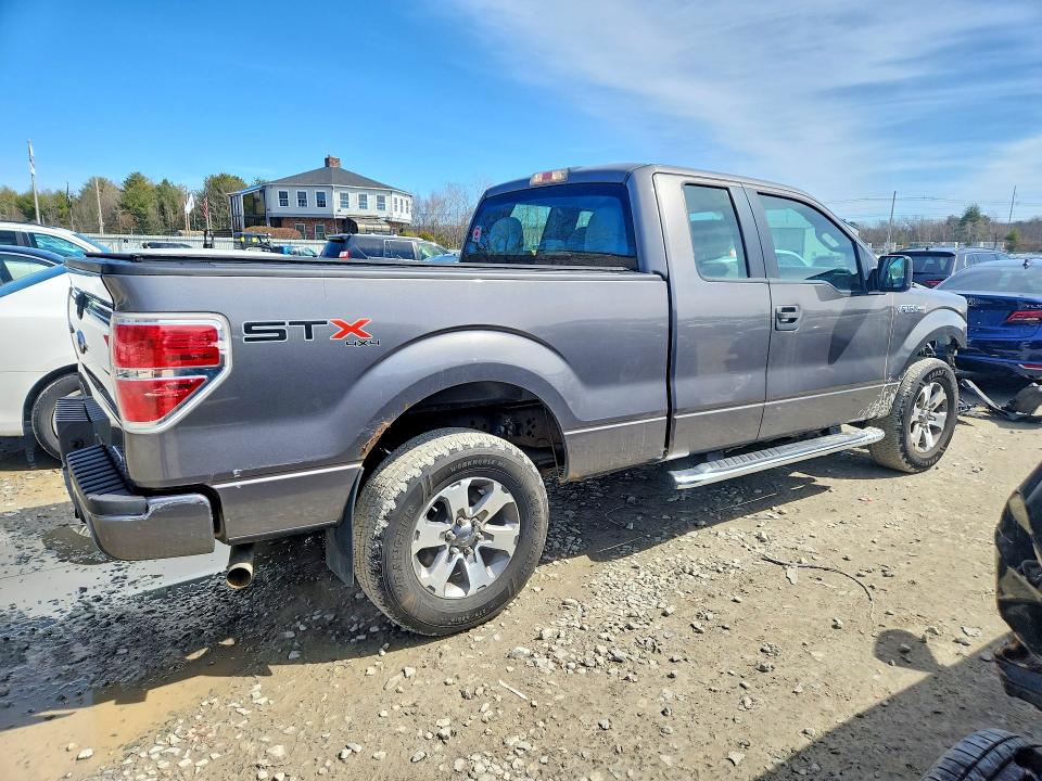Photo 3 from auction – 2013 FORD F150 with VIN 1FTFX1EF2DFD34686