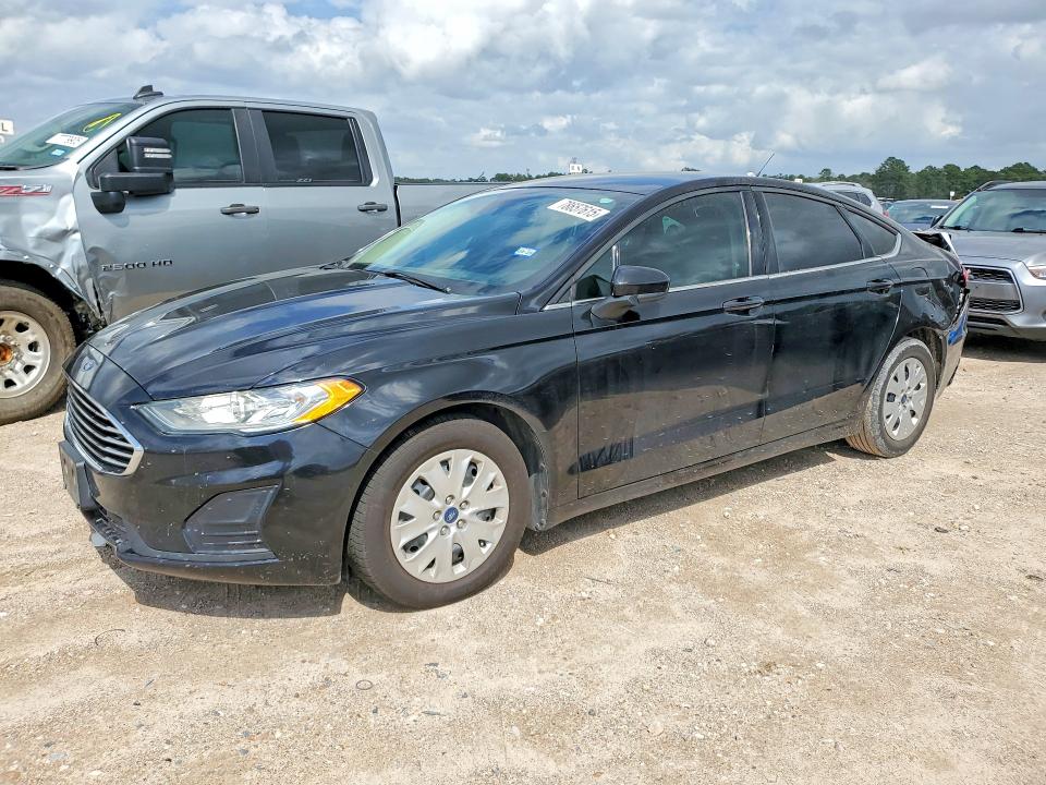 FORD FUSION 2019 with VIN 3FA6P0G77KR282767 - Photo from auction