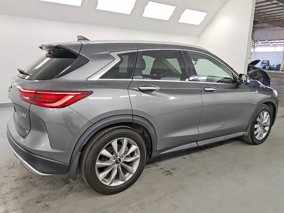 Photo 3 from auction – 2022 INFINITI QX50 with VIN 3PCAJ5CA0NF117394
