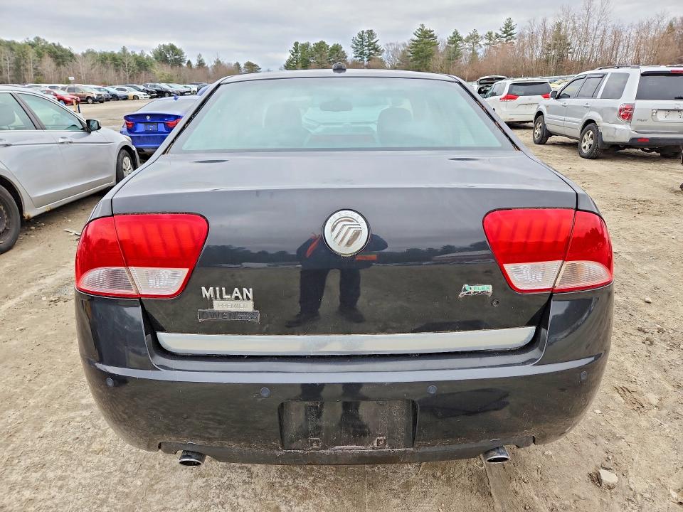 Photo 6 from auction – 2010 MERCURY MILAN with VIN 3MEHM0JG1AR612324