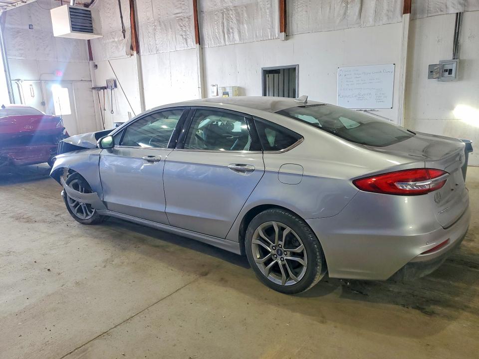 Zdjęcie 2 z aukcji – 2020 FORD FUSION z VIN 3FA6P0CD8LR153336