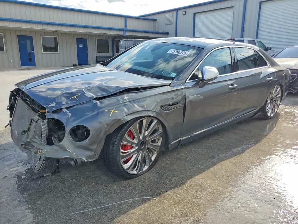 BENTLEY FLYING SPUR 2023 с VIN SCBBB6ZG7PC007285 - Фото с аукциона