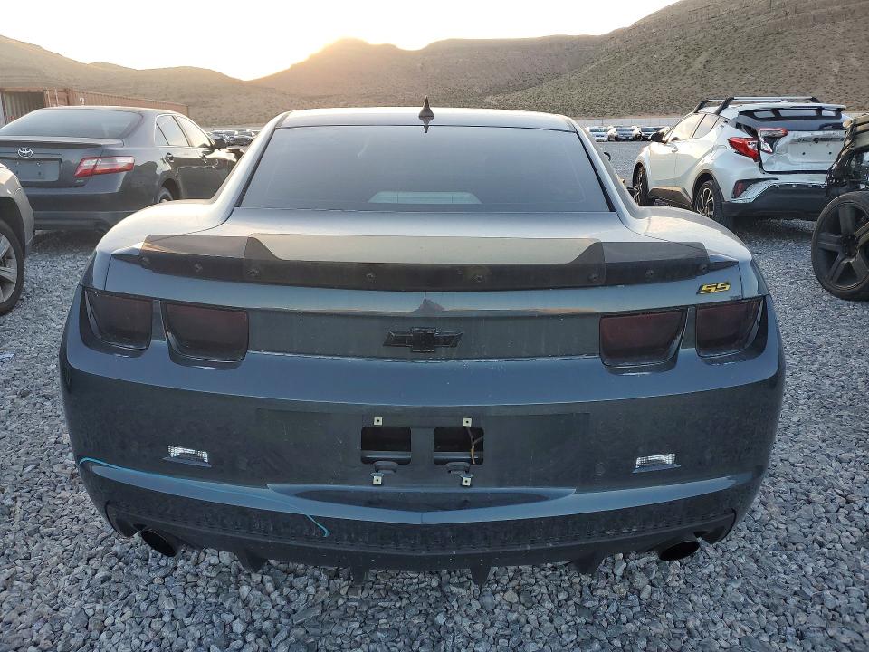 Photo 6 from auction – 2011 CHEVROLET CAMARO with VIN 2G1FK1EJ8B9125776