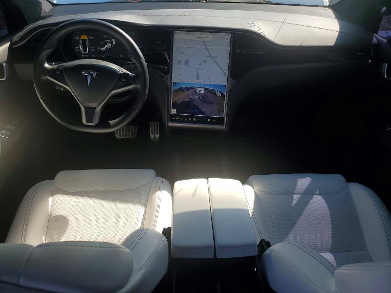 Photo 8 from auction – 2018 TESLA MODEL X with VIN 5YJXCBE41JF133415