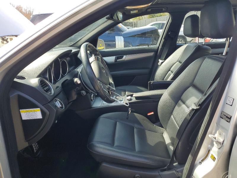 Photo 7 from auction – 2014 MERCEDES-BENZ C with VIN WDDGF8AB8ER324849
