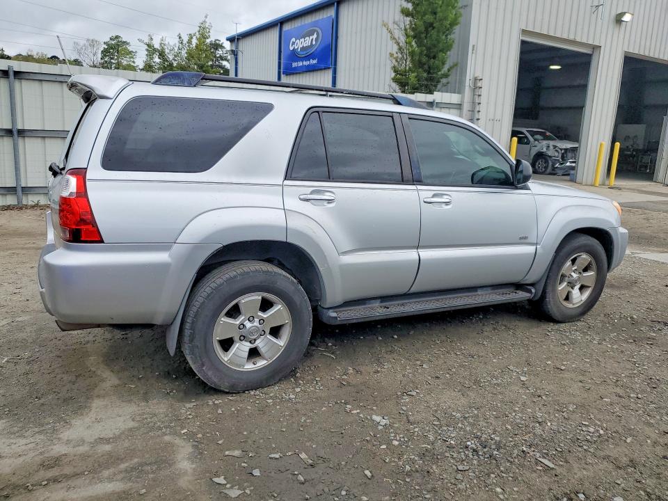 Снимка 3 от търг – 2006 TOYOTA 4RUNNER с VIN JTEZU14RX68042269