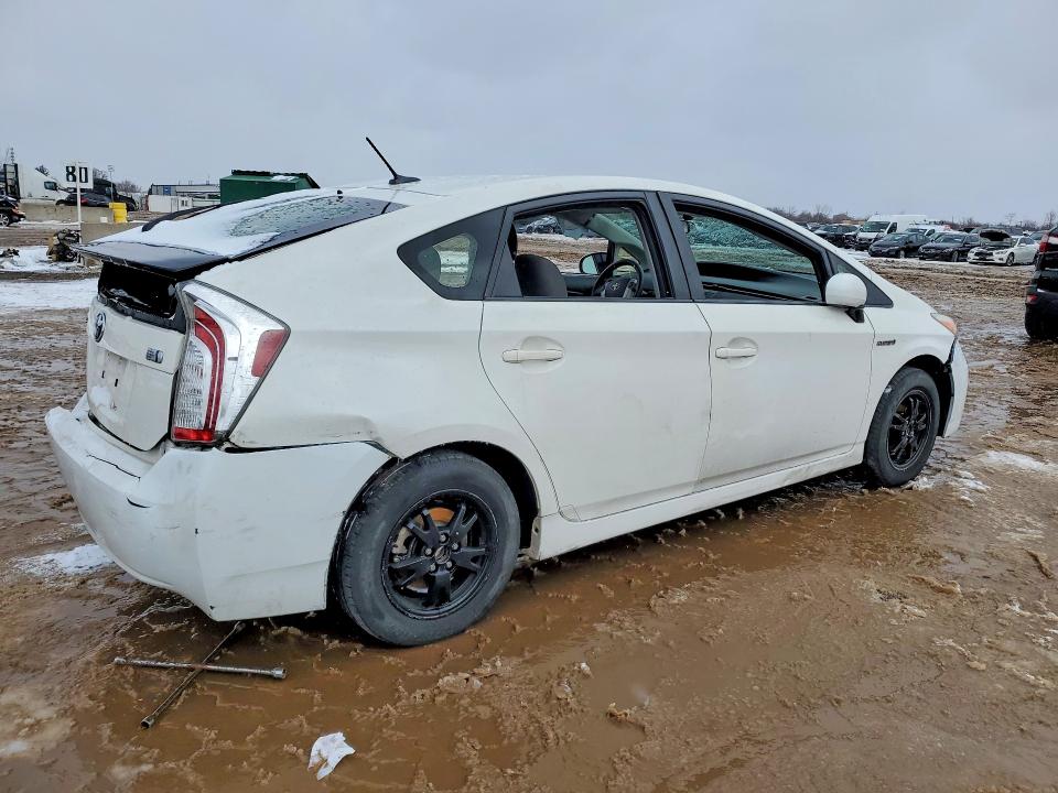 Photo 3 from auction – 2013 TOYOTA PRIUS with VIN JTDKN3DU0D5575779