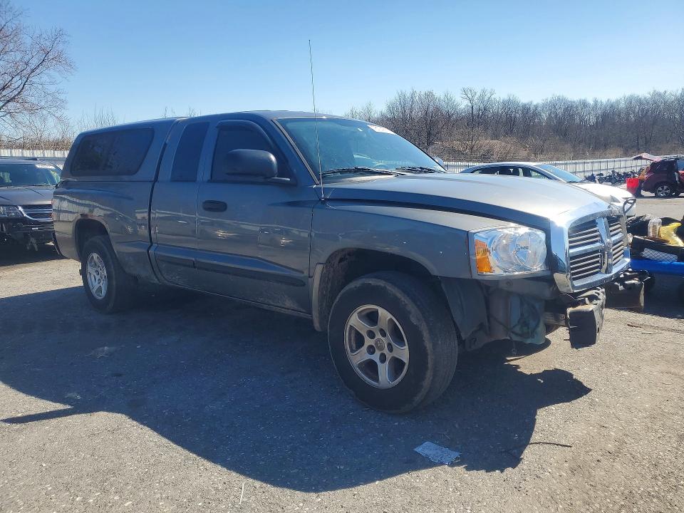 Photo 4 from auction – 2007 DODGE DAKOTA with VIN 1D7HW42K67S138296