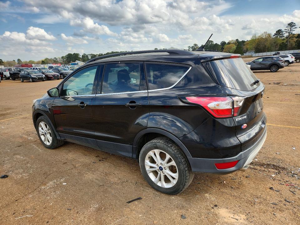 Photo 2 from auction – 2018 FORD ESCAPE with VIN 1FMCU9HD7JUA99242