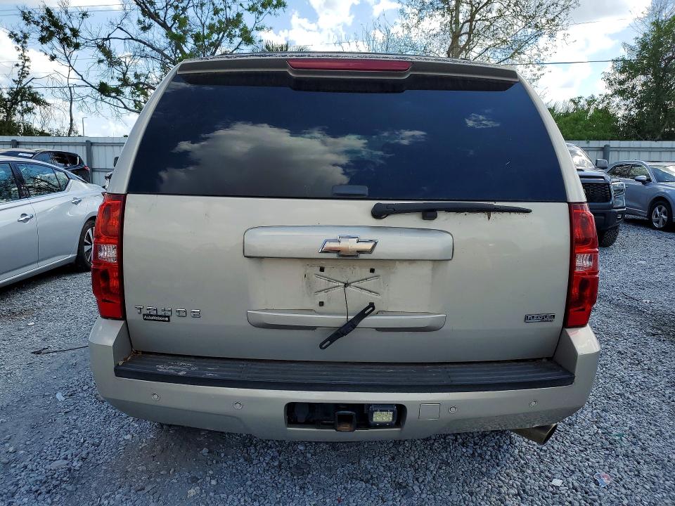 Photo 6 from auction – 2010 CHEVROLET TAHOE with VIN 1GNUCBE0XAR115058