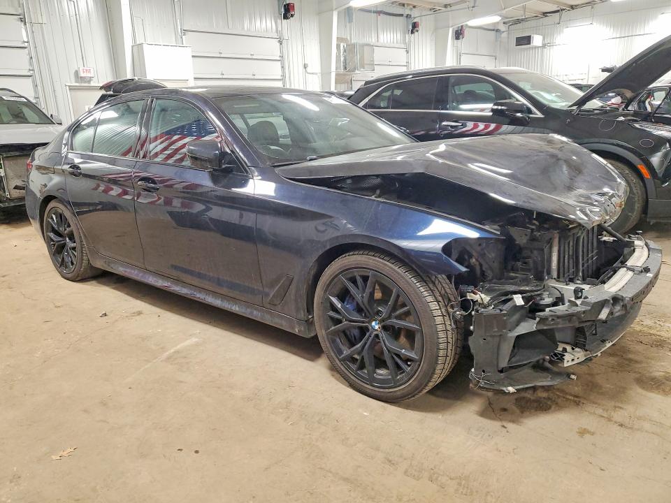 Photo 4 from auction – 2021 BMW M550XI with VIN WBA13BK09MCF28578