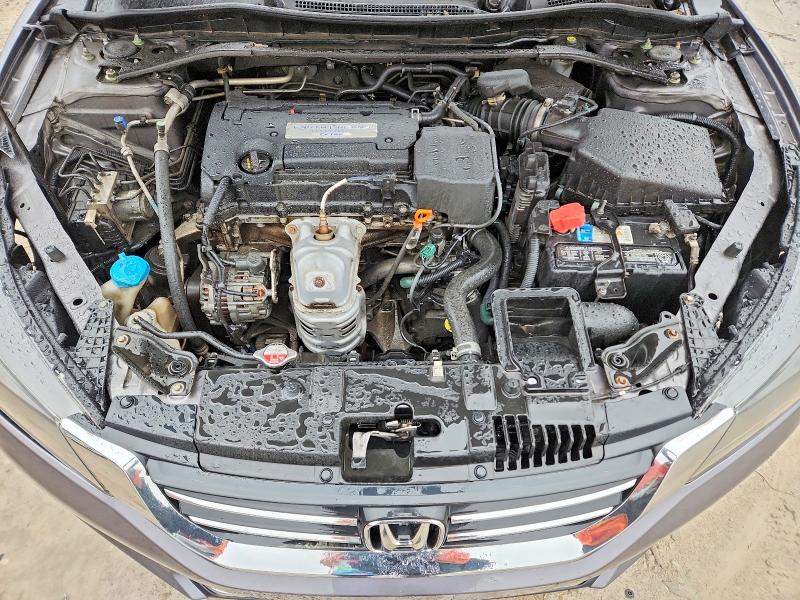 Photo 11 from auction – 2015 HONDA ACCORD with VIN 1HGCR2F77FA047517